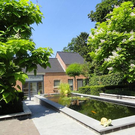 B&B De Floreffe Neerpelt Exterior foto